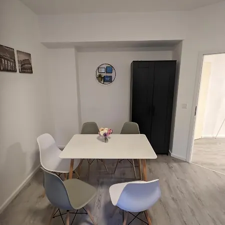 Modern Apt, New And Exclusive, Fast Wifi, Tv Apartment